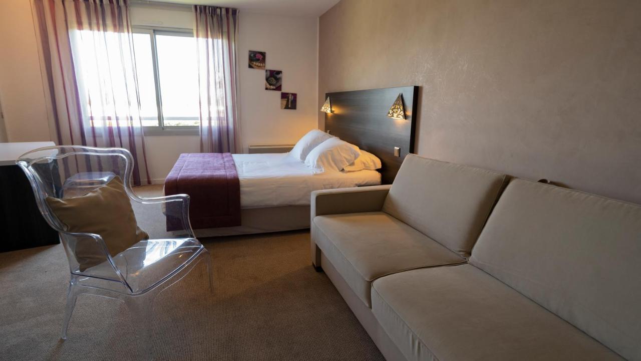 Logis Hotel Restaurant Spa Les Oliviers Лорьоль-сюр-Дром Экстерьер фото