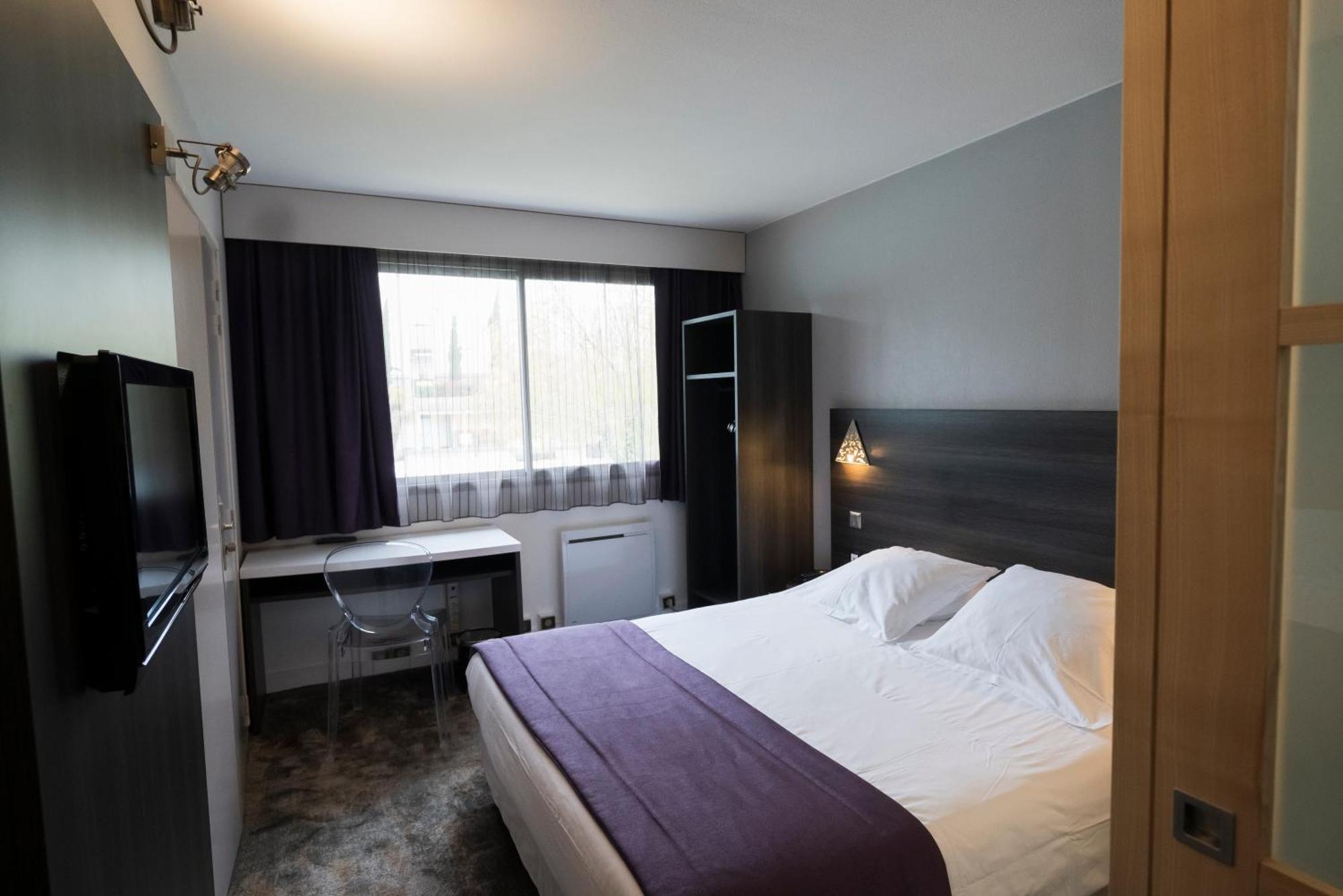 Logis Hotel Restaurant Spa Les Oliviers Лорьоль-сюр-Дром Экстерьер фото